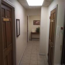 Homes for sale in Danbury, CT | 152 Deer Hill Ave #102, Danbury, CT 06810 | MLS# 24034690