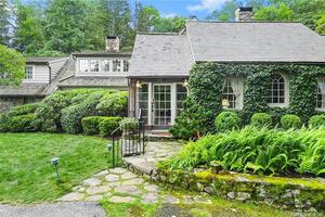 121 Grumman Hill Road
