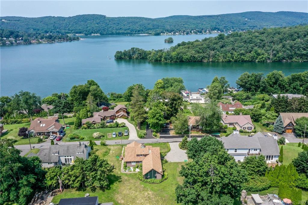 17 Birch Lane, New Milford, CT 06776