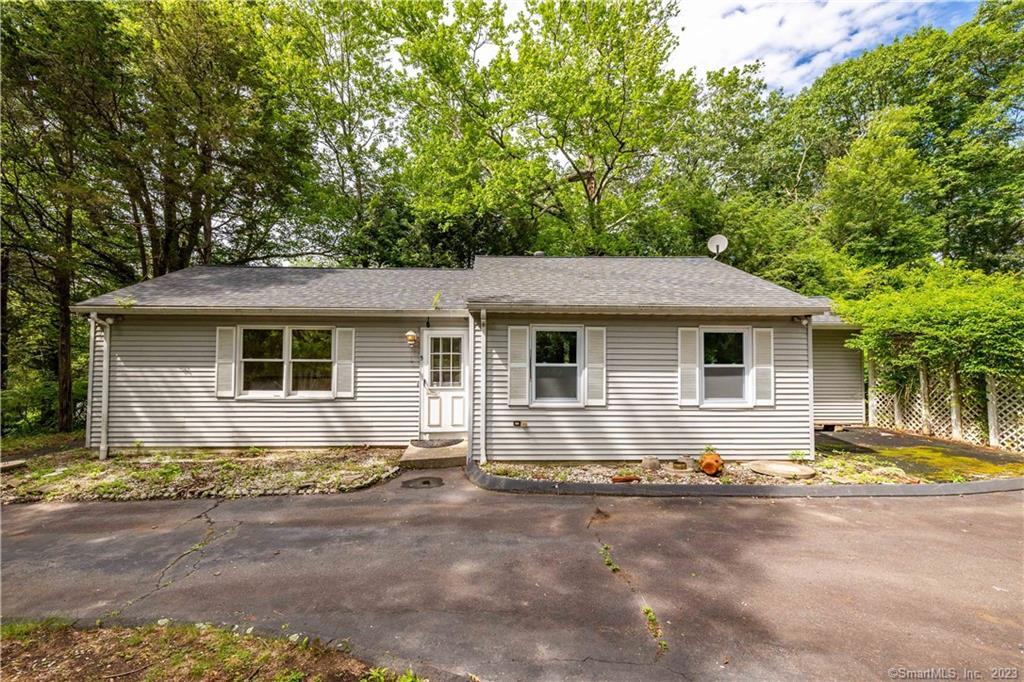 5 Laurel Road