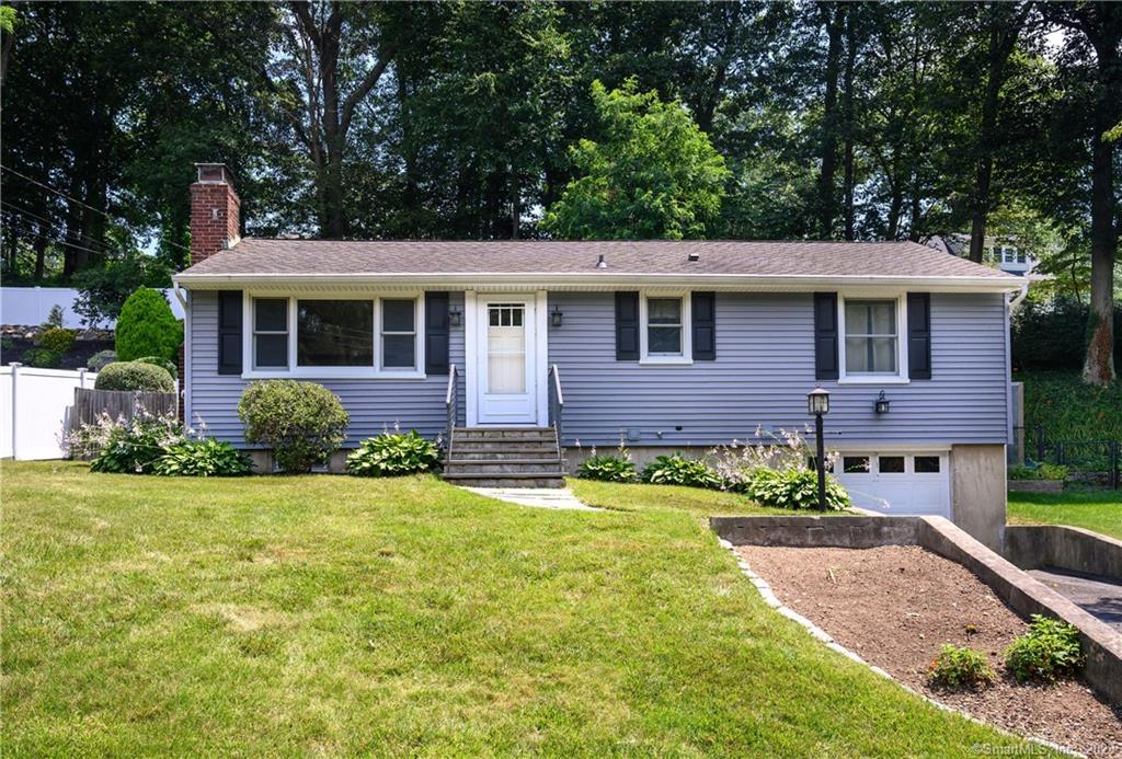 14 Cobblers Lane — exterior photo
