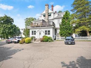 5 Hundley Court, Unit 1B