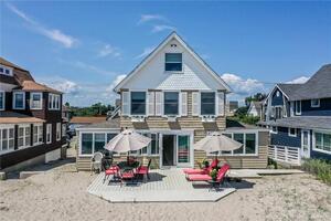 1165 Fairfield Beach Road