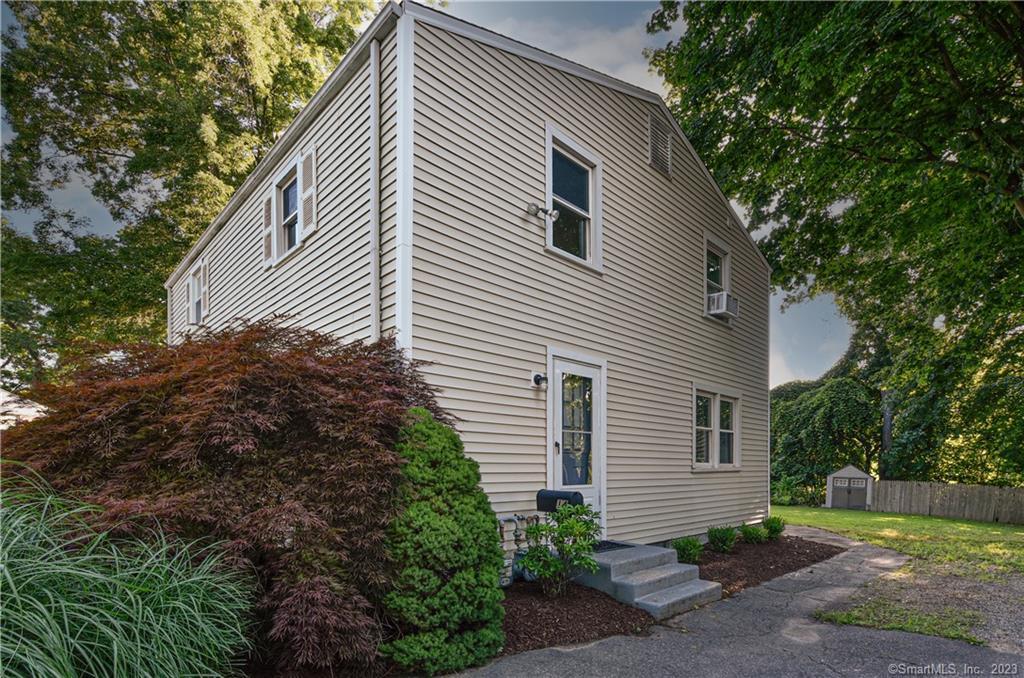 14 Campfield Drive — exterior photo