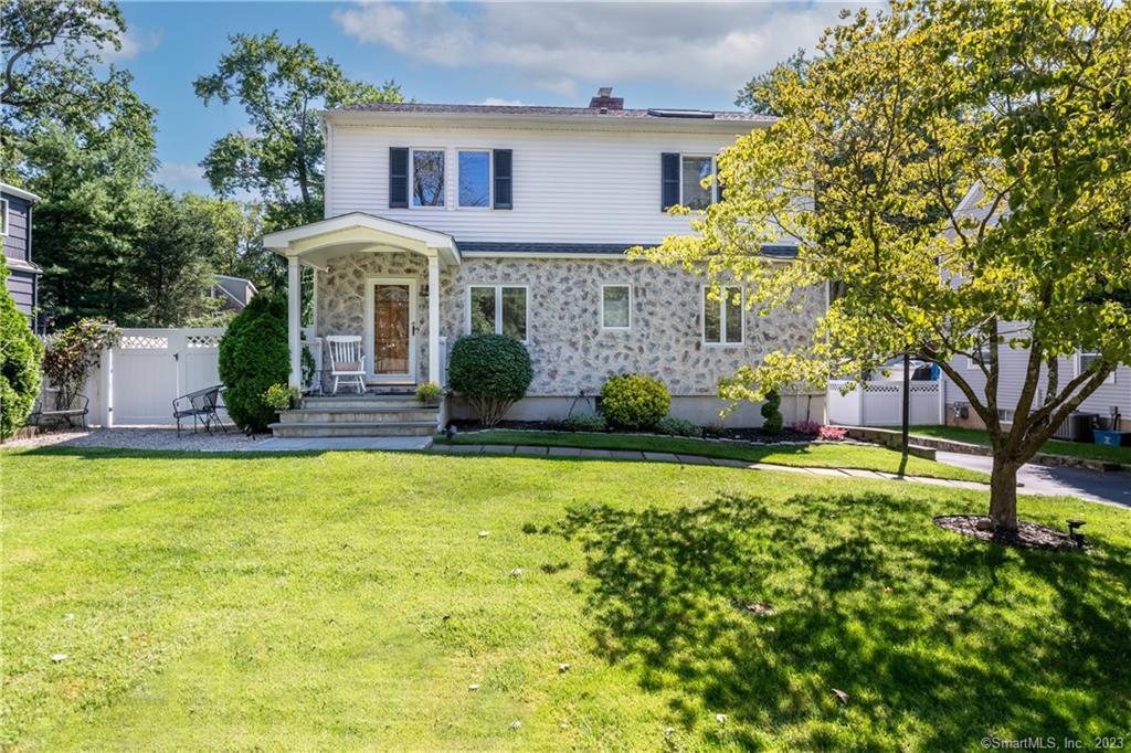 52 Beaver Brook Lane — exterior photo
