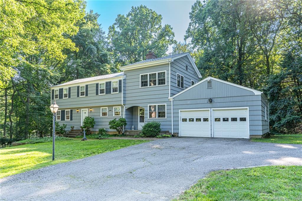 35 Gray Rock Road — exterior photo