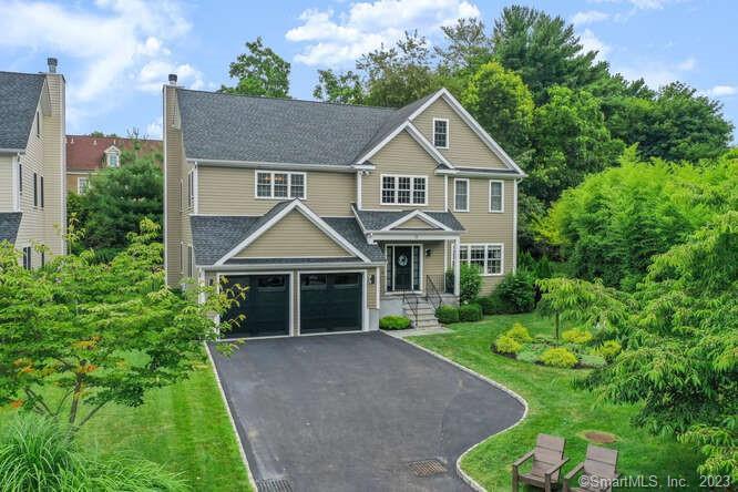 38 Golf View Circle — exterior photo
