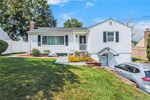 33 Scribner Avenue