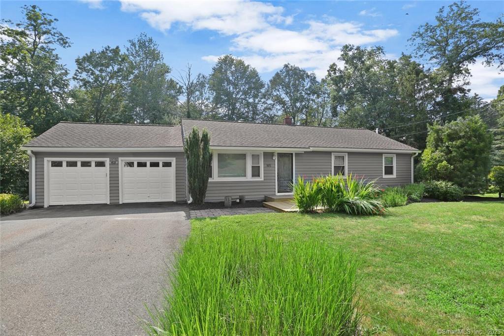 165 Wendy Road — exterior photo