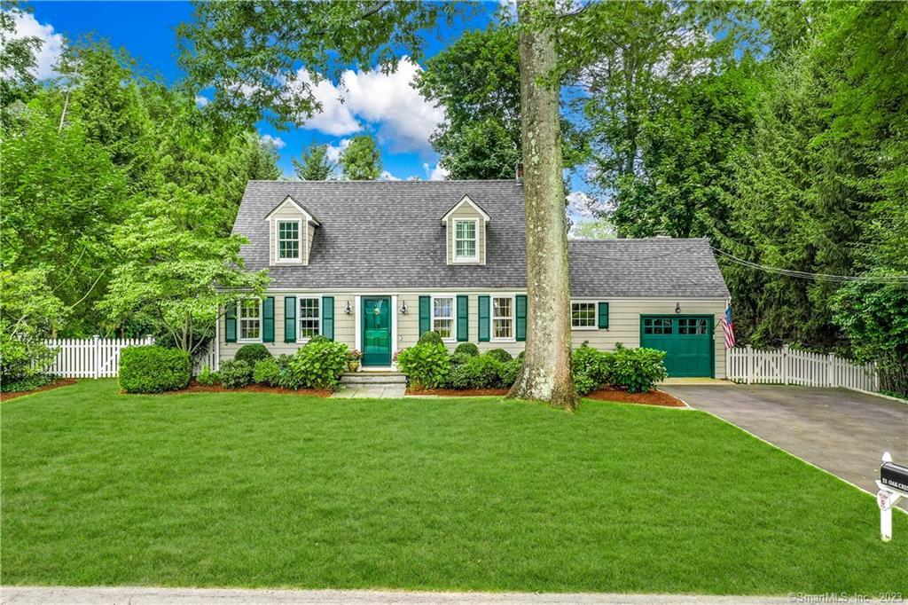 21 Oak Crest — exterior photo