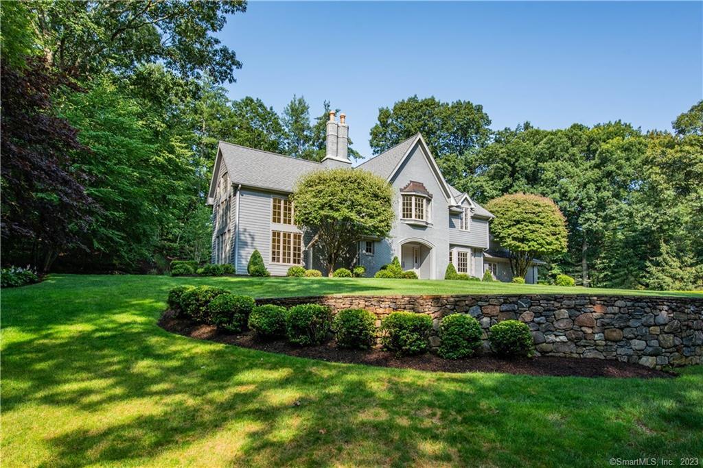 Homes For Sale in Middlebury, CT William Raveis Real Estate