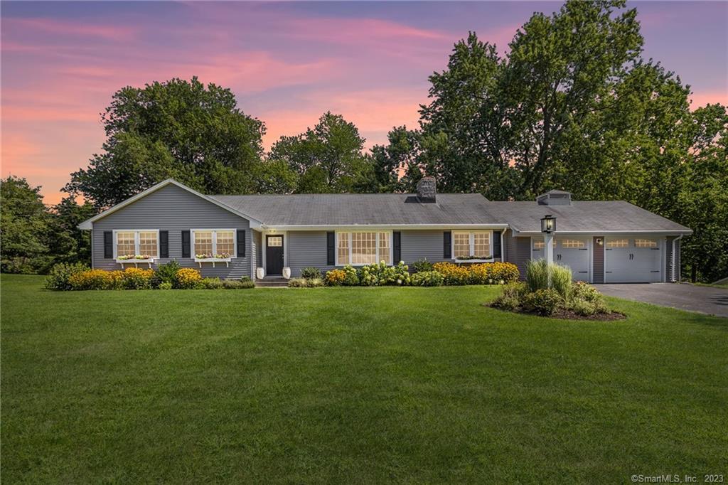 85 Gilbert Drive — exterior photo