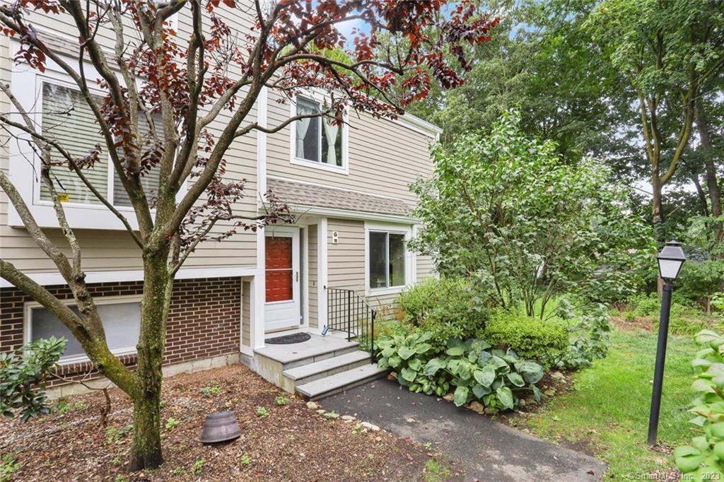 71 Aiken Street, Unit G11 — exterior photo