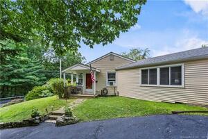 48 Rampart Road