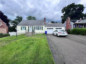 8 Ingleside Avenue