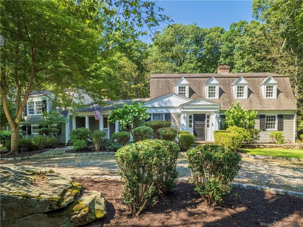 3 Bald Hill Place — exterior photo