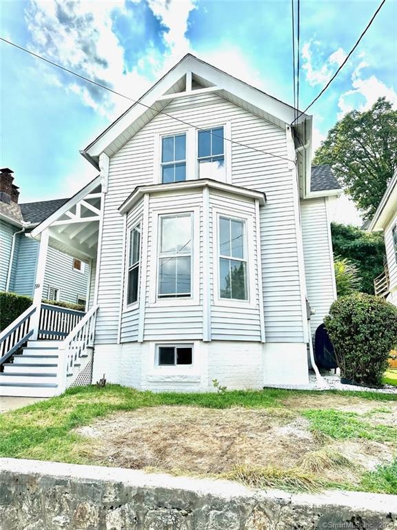 59 Bayview Avenue — exterior photo