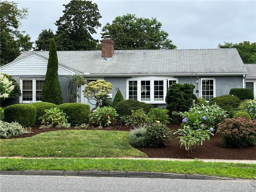 Single Family For Sale at address 25 Elm Street