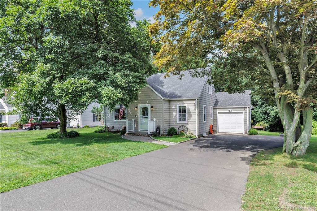 31 Wilson Avenue — exterior photo