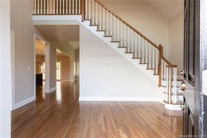 Homes for sale in Middlebury, CT | 294 Christian Rd, Middlebury, CT 06762 | MLS# 170591262