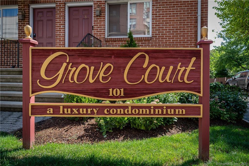 101 Grove Street, Unit 6 — exterior photo