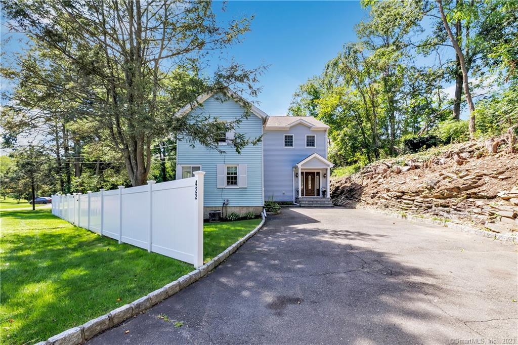 422 Wilson Street — exterior photo