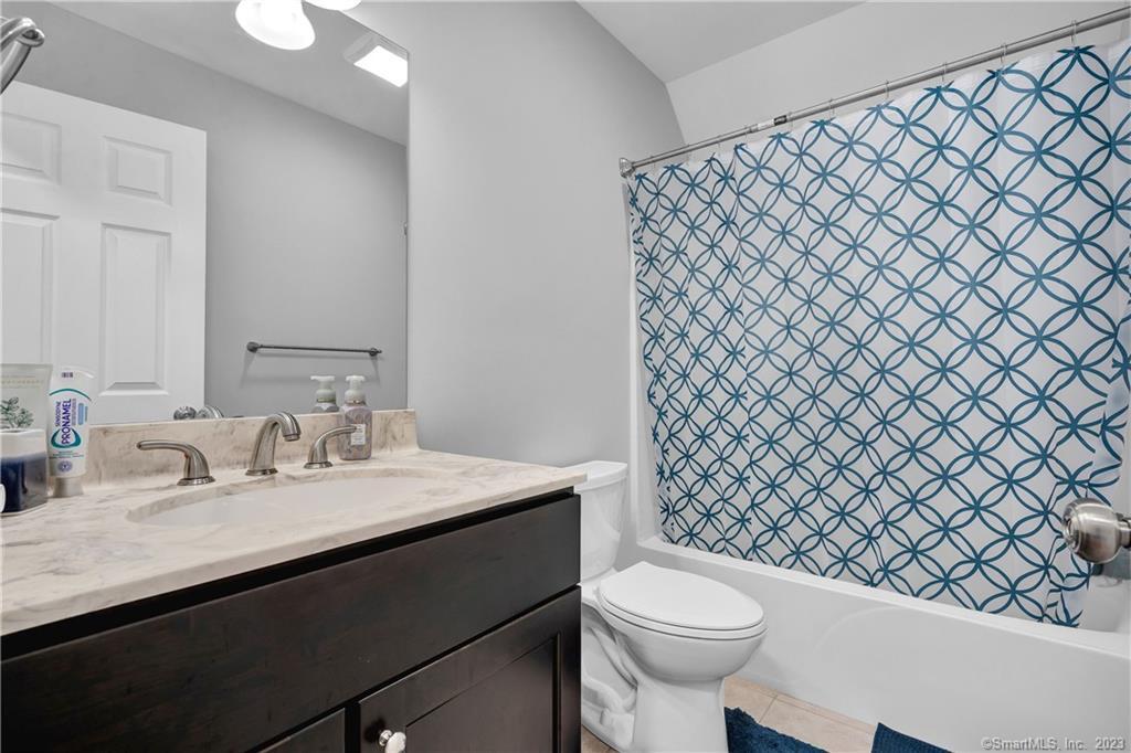 71 Windermere Village 71 Ellington CT 06029 Active