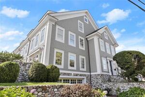 65 Rowayton Avenue, Unit A