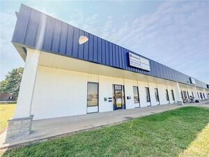 Homes for sale in Windsor Locks, CT | 5 National Dr, Windsor Locks, CT 06096 | MLS# 170594344