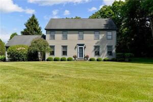 38 Walnut Tree Hill Road