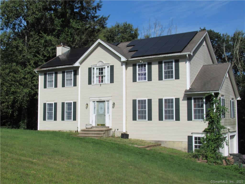 4 Watch Hill Road — exterior photo