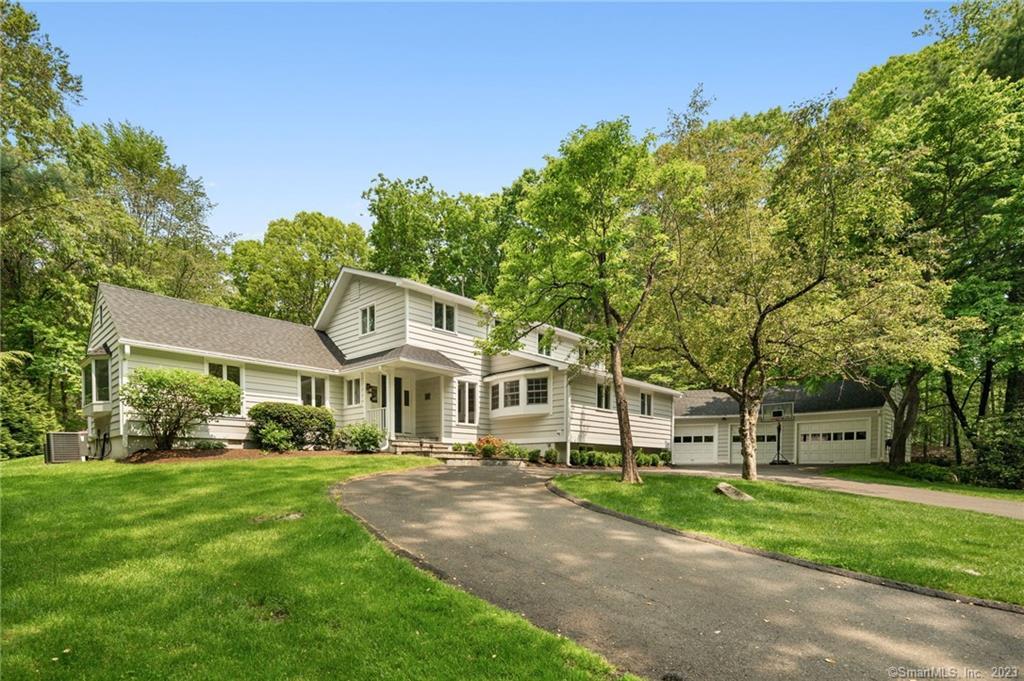 53 Fox Run Road — exterior photo