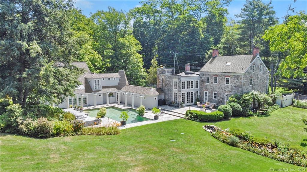 207 Farms Road — exterior photo