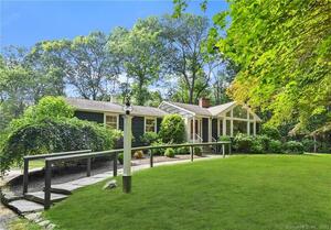 6 Flintlock Ridge Road