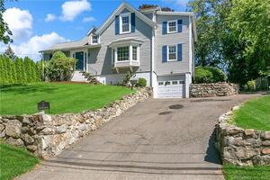 27 Revonah Avenue