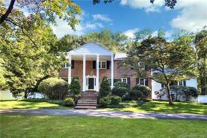 6 Bushy Ridge Road