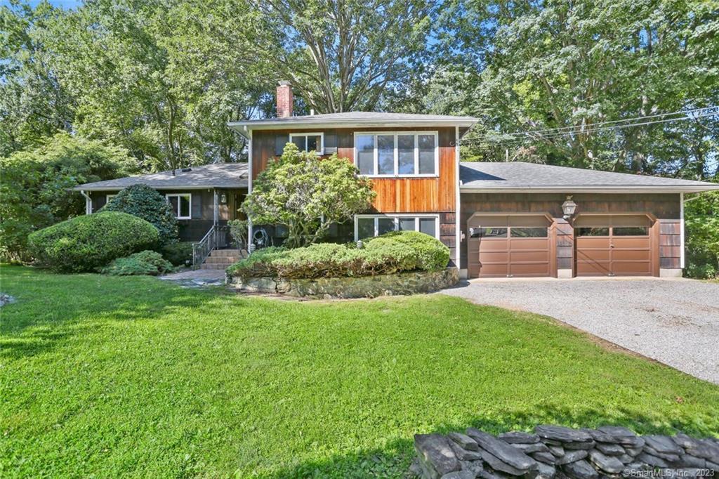 1 Caddy Road — exterior photo