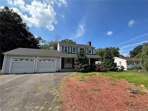 41 Fieldcrest Road