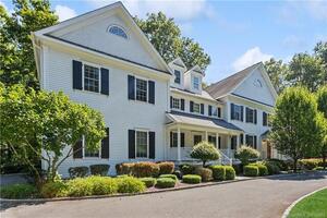 9 Crooked Mile Road