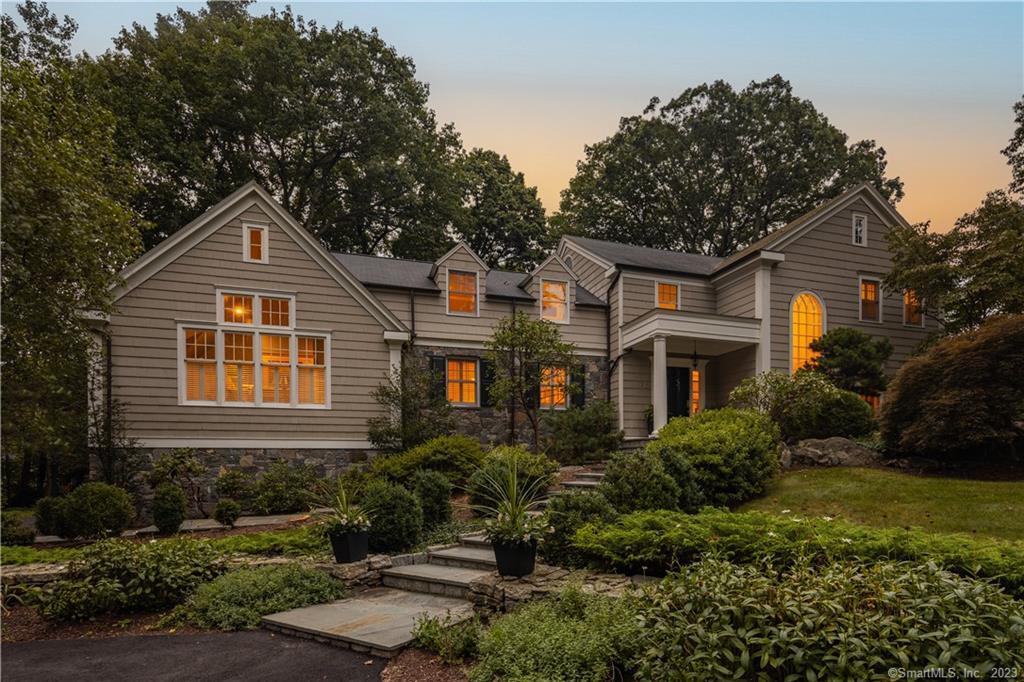 20 Hope Drive — exterior photo