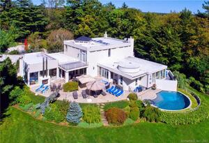 11 Mohawk Lane