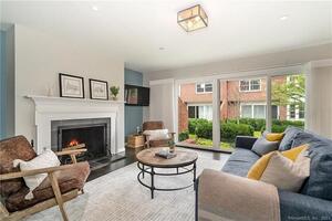 56 Sherwood Place, Unit 8
