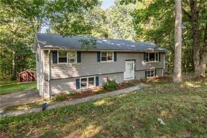 13 Hawthorne Hill Road