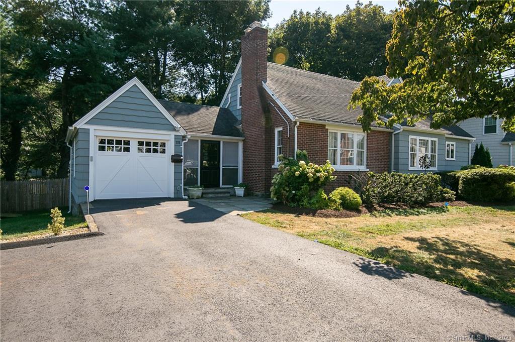 115 Edge Hill Road — exterior photo