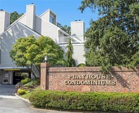301 Post Road, Unit 11