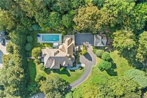 42 Hemlock Ridge