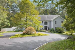 109 Hickory Hill Road