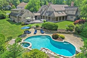 3 Ridge Farms Road