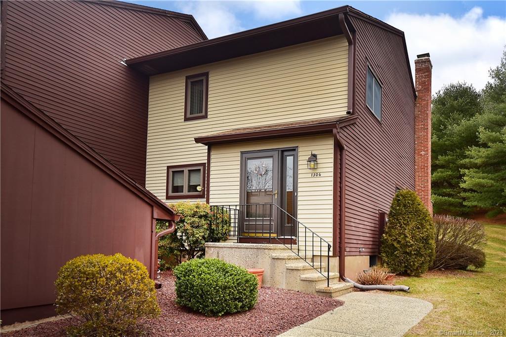 1306 Summer Hill Drive, South Windsor, CT 06074 - Thumbnail 3