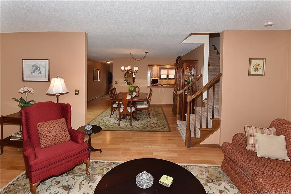 1306 Summer Hill Drive, South Windsor, CT 06074 - Thumbnail 10